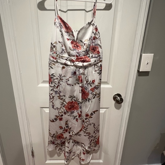 Lulus Dresses & Skirts - Lulus dress